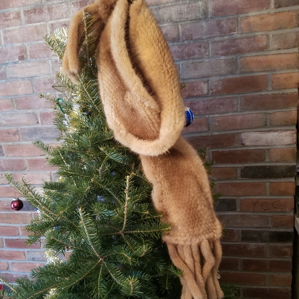 Real Fox Fur Scarf w/ Fur Tassels